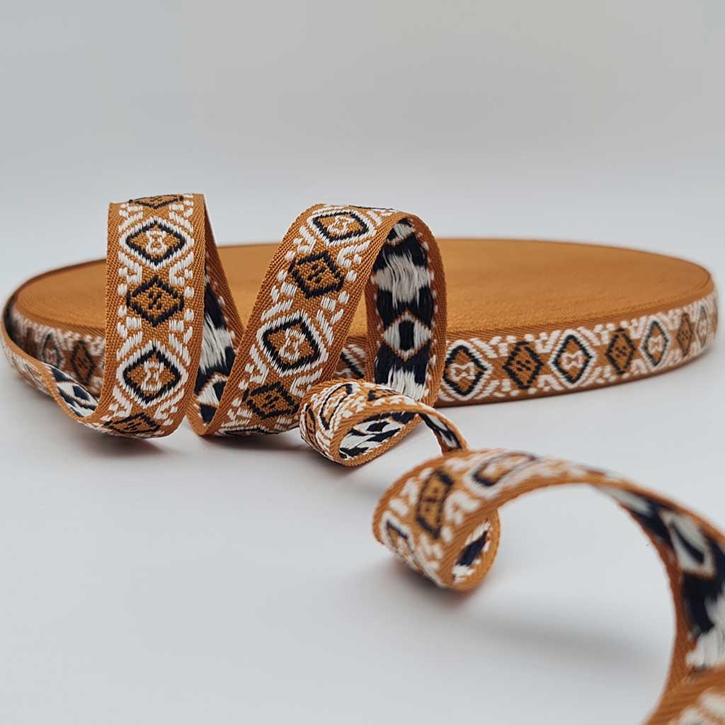 medesign kulp Ethnic Ribbon Jacquard Woven