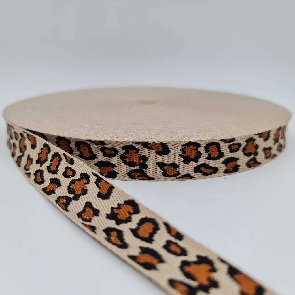 medesign kulp Leopard Pattern Jacquard Woven